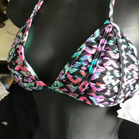 Geometric weave string Top! Last ☝️ One! - Picture 2 of 4